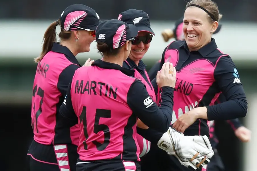 Women' T20 WC: New Zealand requires 134 to win against India