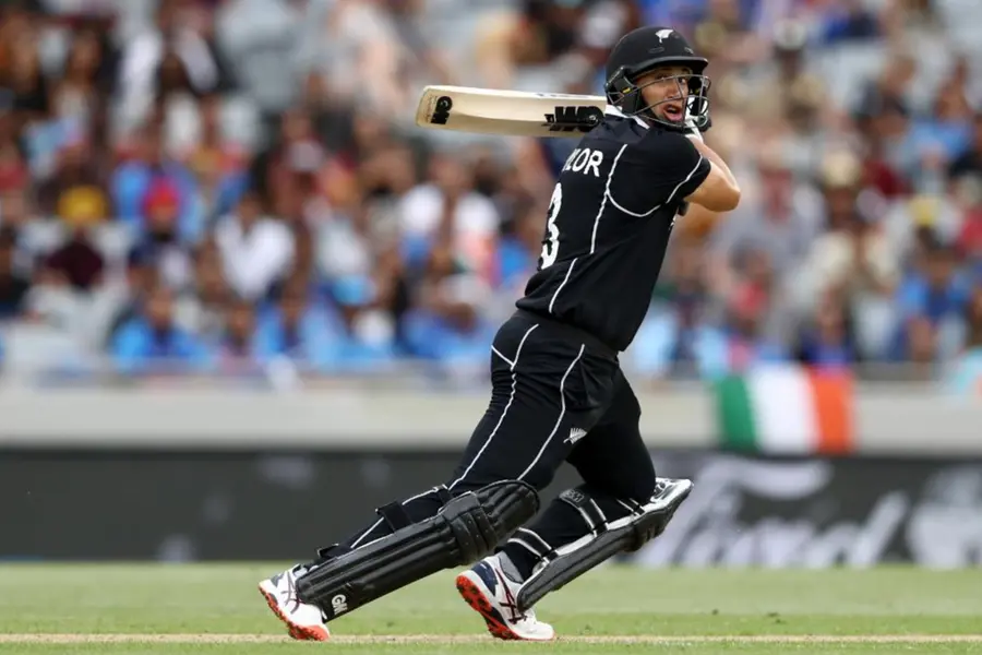 New Zealand post 273 for 8 against India in second ODI
