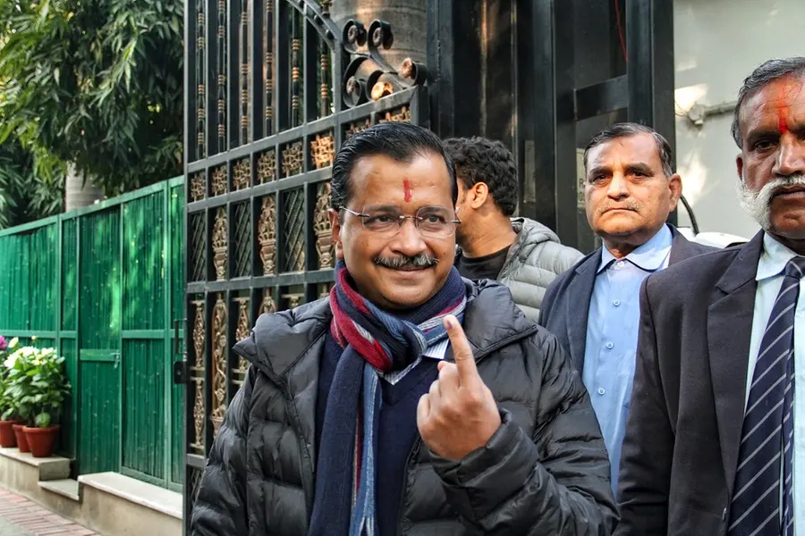 Exit polls predict easy win for AAP