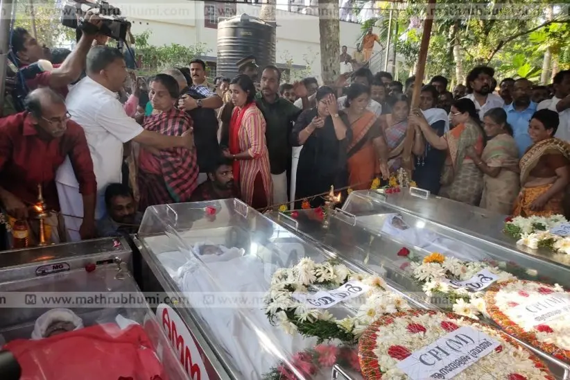 Bodies of 5 tourists reach home at TVM, huge crowd gather to pay homage
