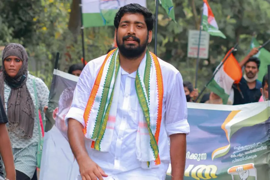 ഭാരവാഹിത്വത്തിന് പോലും വിലയില്ലാതാക്കിയ ജംബോ കമ്മിറ്റികളാണ് മാറേണ്ടത്- കെ.എം. അഭിജിത്ത്