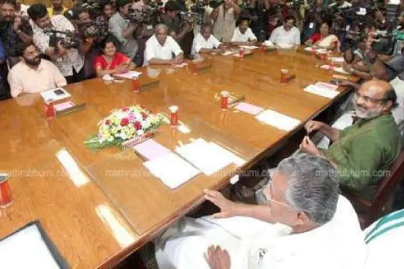 Kerala not to implement NPR but would cooperate with Census