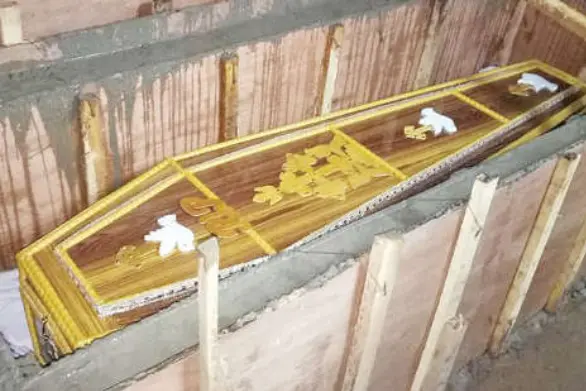 Church dispute: Govt to bring in ordinance to bury dead in family tombs