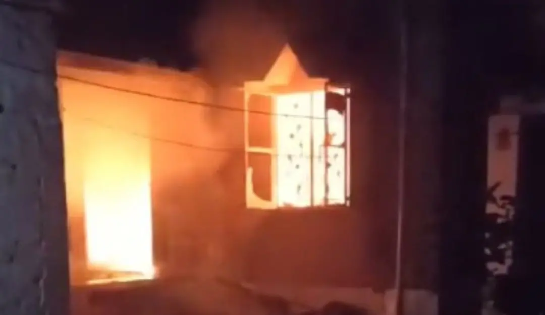 Blast at illegal firecracker factory in West Bengal | Photo: Screen grab of X/IANS