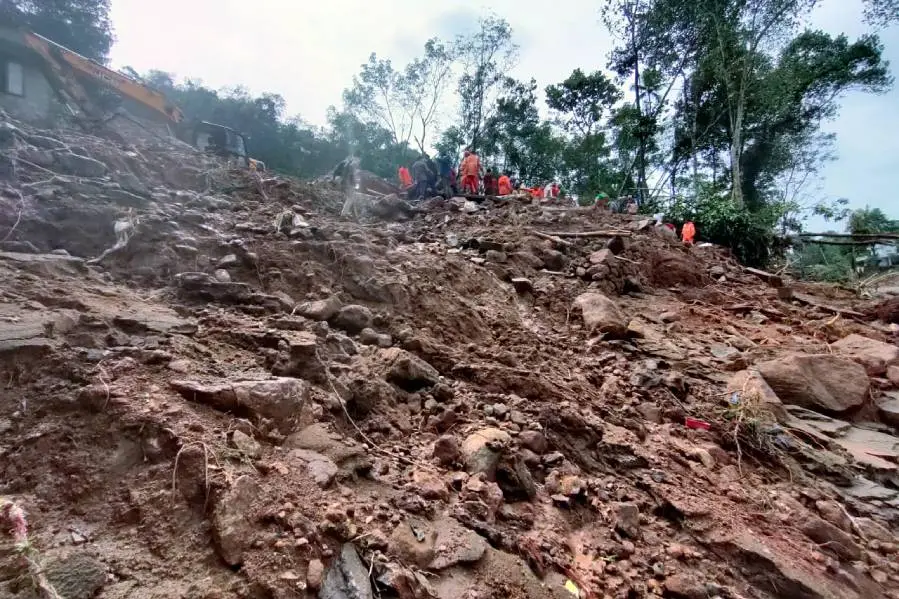 IMD predicts landslides in Kerala amid rising summer temperatures across country
