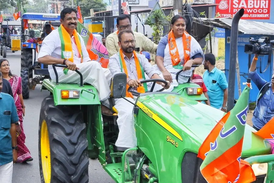Tractor owner pays ₹5,000 fine for former Kerala BJP chief Surendran's unlicensed ride