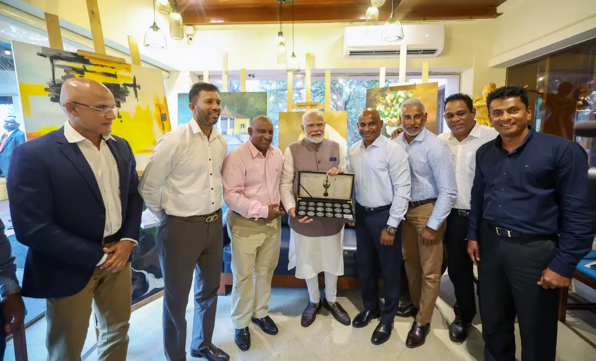 PM Modi meets 1996 Sri Lankan cricket team | Photo: X/@narendramodi