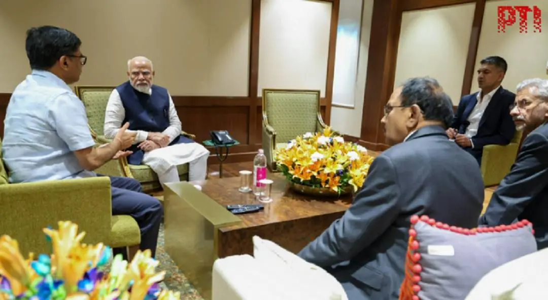 Immediately on his arrival from Saudi Arabia, PM Modi took a briefing meeting at the airport with NSA, EAM, FS to discuss the situation in view of the Pahalgam terror attack. | Photo: PTI
