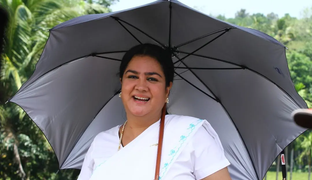Actress Urvashi in Malayalam film still 'Ponnu Kondoru Aalroopam'