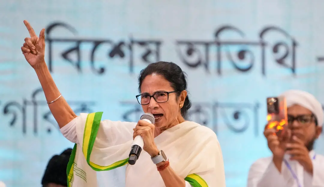 West Bengal Chief Minister Mamata Banerjee speaks during a meeting with leaders from the Muslim community regarding the Waqf (Amendment) Act, 2025, in Kolkata. | Photo: PTI