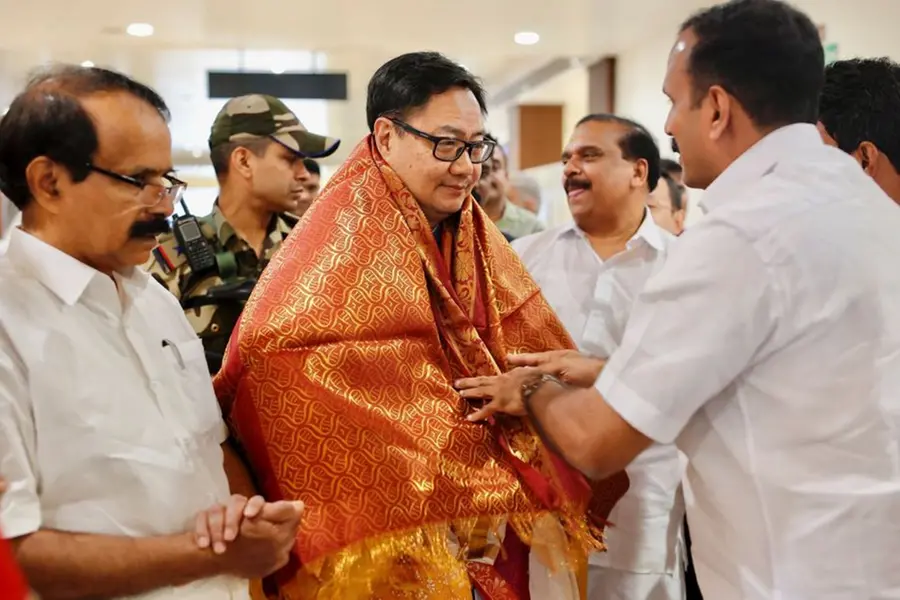 ‘Amendments to Waqf Act not against Muslims, but to provide justice,’ reaffirms Rijiju at Munambam