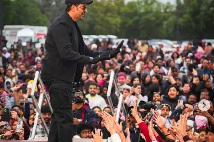 What went wrong with Hrithik Roshan’s US tour? Fans speak out on ‘flop show’
