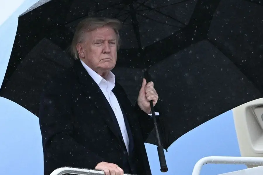 Top law firms trade free work to escape Trump crackdowns