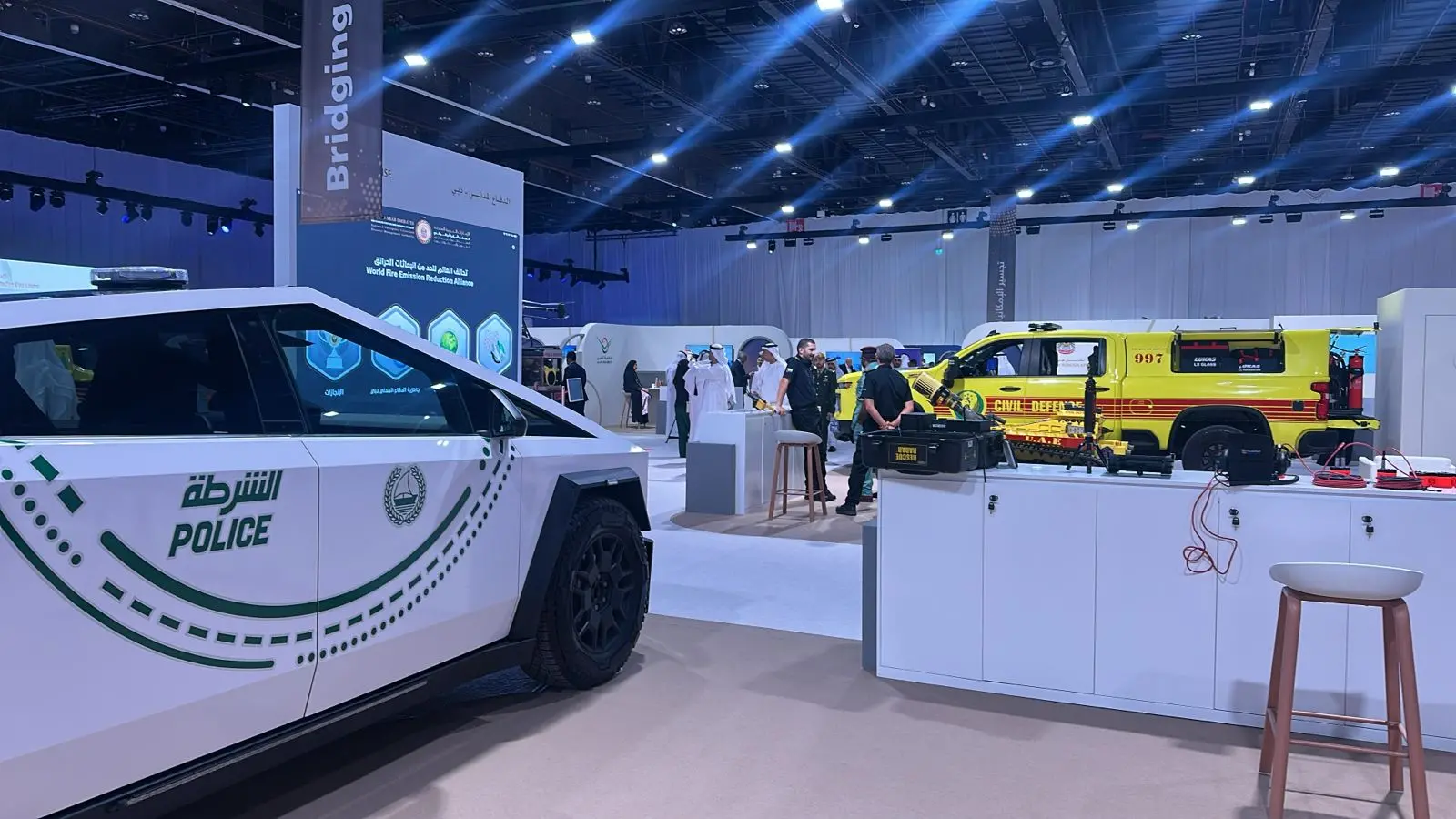 The rescue vehicle of Dubai Police at the summit | Photo:X/DubaiPolice