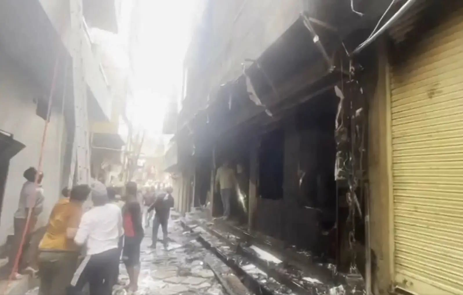 Fire broke out at Hotel Naaz in the Diggi Bazaar of Ajmer | Photo: Screen grab of X/ ANI
