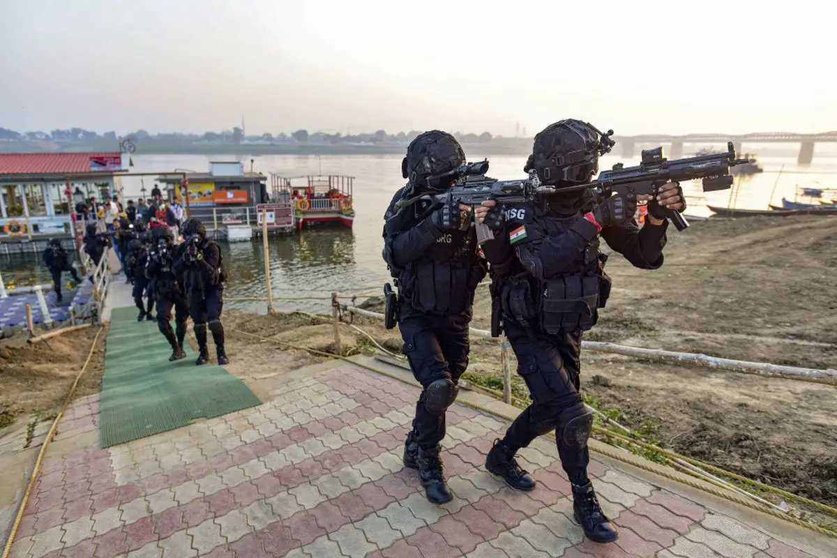 File photo of Commandos conducting a mock drill. Photograph: PTI Photo