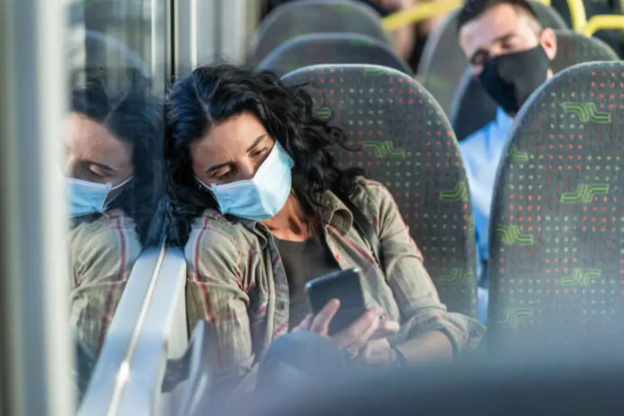 Scroll, panic, repeat: The mental health cost of endless conflict headlines