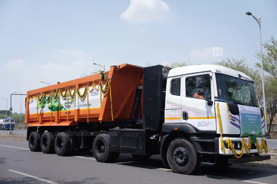 hydrogen fuel cell truck