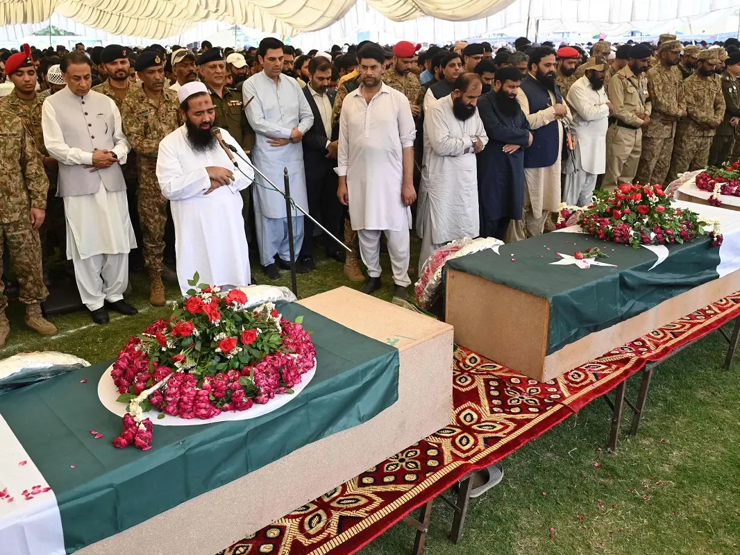 Top 5 Pakistani Army Officers at Terrorists' Funeral: Operation Sindoor Details 2 Who were the key Pakistan army-police officials at funeral of terrorists killed in Operation Sindoor?