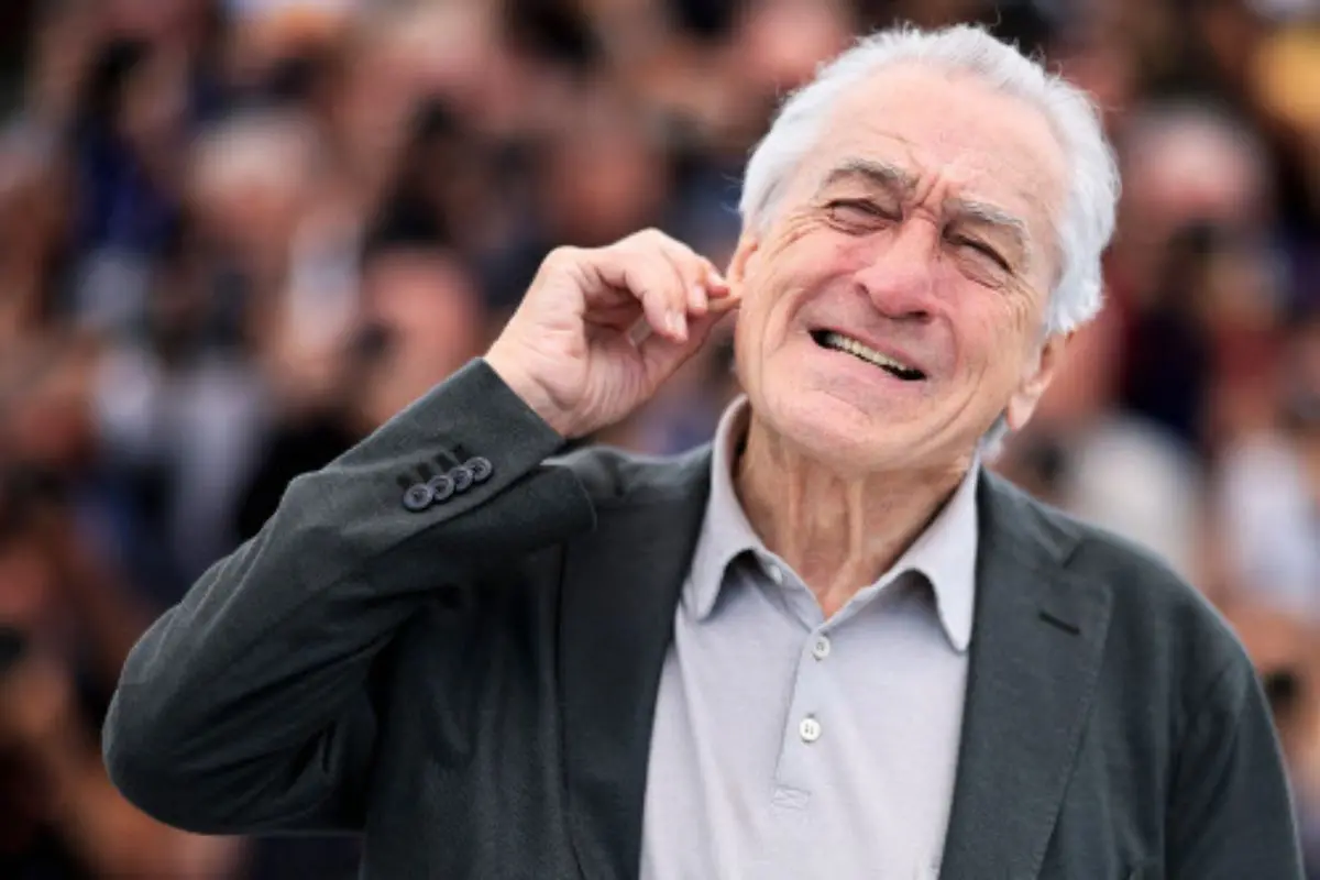 US actor Robert De Niro poses during a photocall for his Honorary Palme d'Or at the 78th edition of the Cannes Film Festival in Cannes, southern France, on May 13, 2025. | Photo: AFP