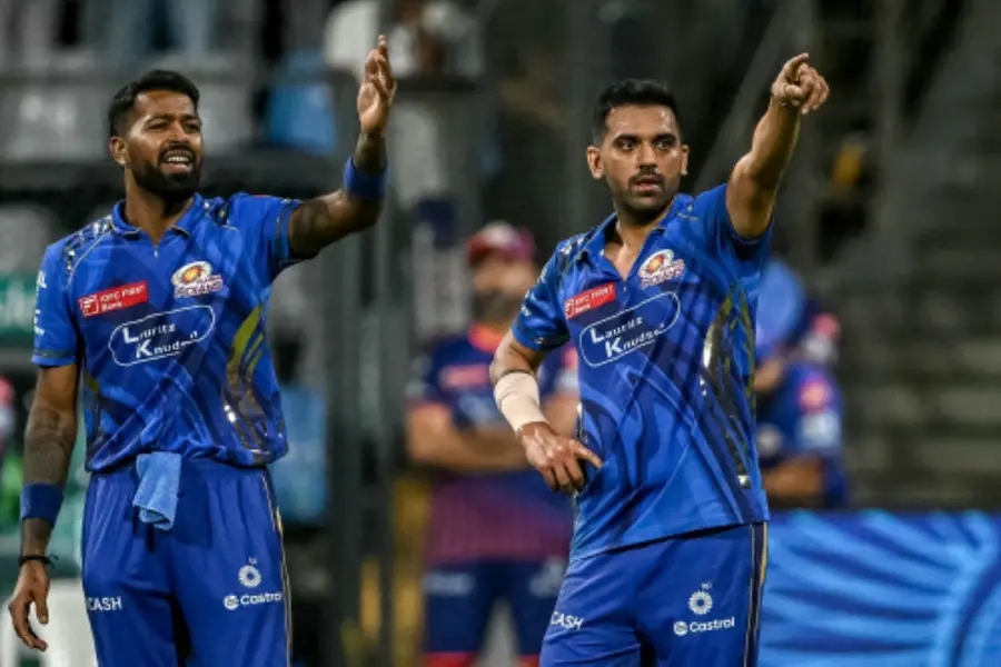 Intense IPL playoff race: Mumbai Indians and Delhi Capitals in spotlight | Who will make the final four?