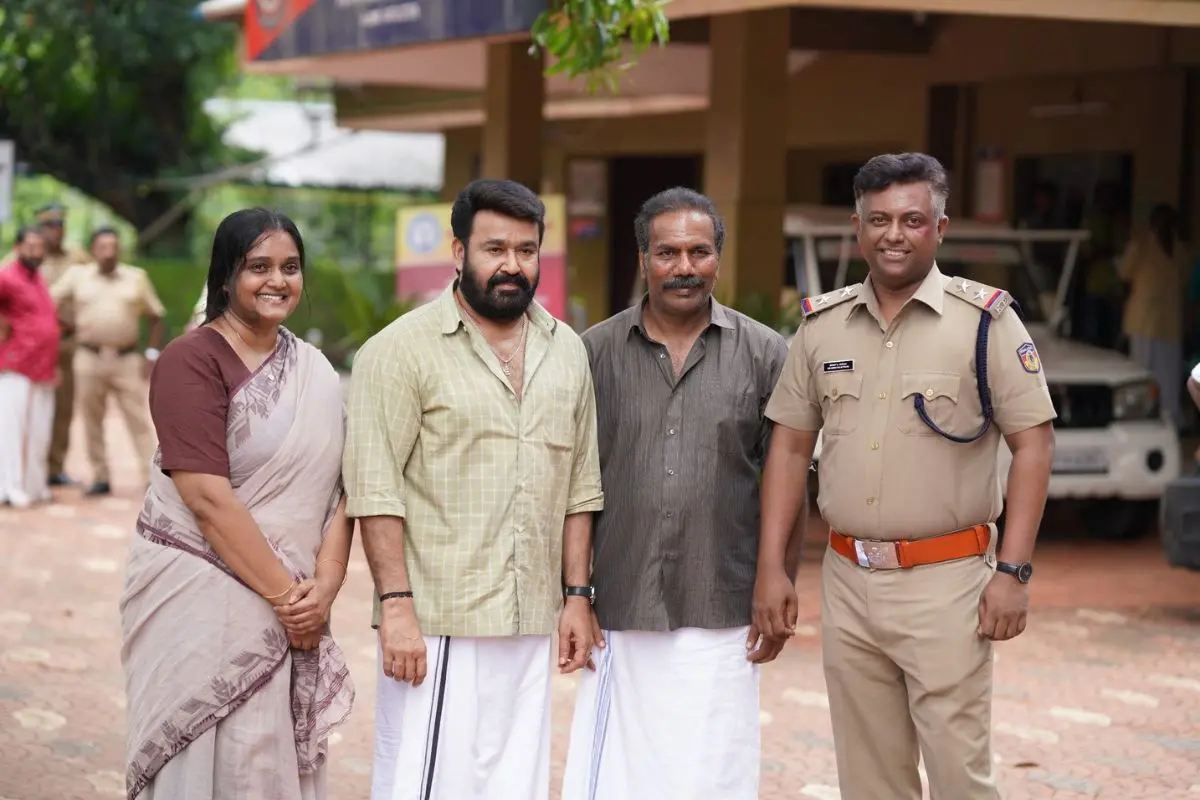 Rani Sarran, Mohanlal, Shobi Thilakan and Binu Pappu on the sets of 'Thudarum' | Photo: Facebook