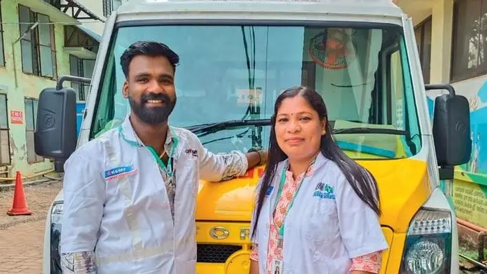 Driver Sijo Raj and Emergency Medical Technician Nitha Sreejith