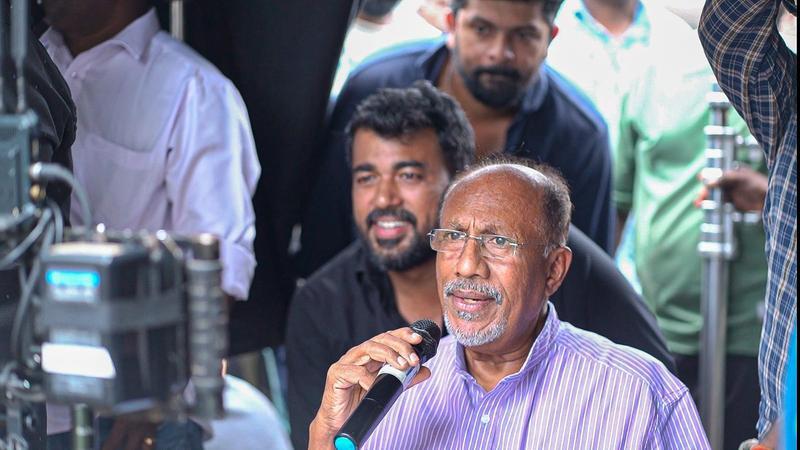 Master director Bhadran makes rare return to direct moment in ‘Ottakkomban’