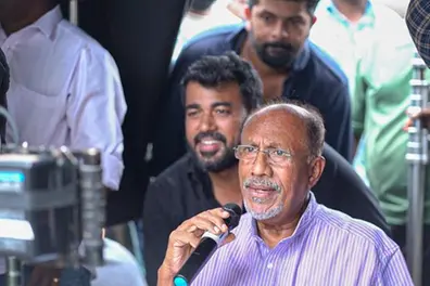 Master director Bhadran makes rare return to direct moment in ‘Ottakkomban’