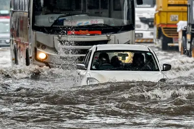 Mumbai floods spark blame game— Shinde blames skies, Aaditya Thackeray blames government