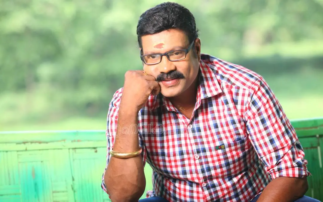 കലാഭവന് മണി