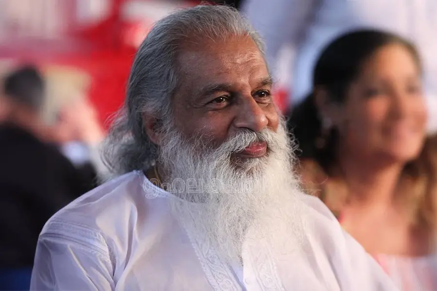 'കാഴ്ച കിട്ടിയാല്‍ എനിക്കാദ്യം യേശുദാസിനെ കാണണം', ആ സംഗീതസംവിധായകന്‍ പറഞ്ഞു