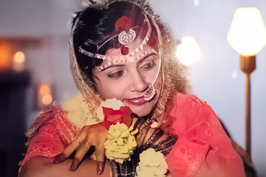 ഗ്രാമവാസികളെല്ലാം നോക്കിനില്‍ക്കെ ആ 18-കാരി ഭര്‍ത്താവിന്റെ ചിതയില്‍ കത്തിയെരിഞ്ഞു