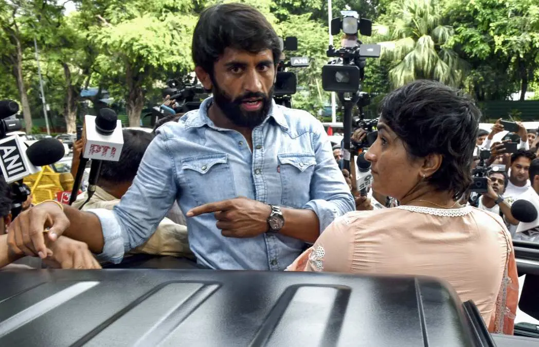 വിനേഷ് ഫോഗട്ടും ബജ്‌രംഗ് പുണിയയും /  ഫോട്ടോ: ANI