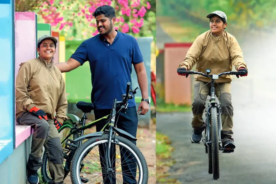 എല്ലാവരെയും ഞെട്ടിച്ച് ഉയരമുളള കമ്പിയില്‍ ഒരു മിനിറ്റും 50 സെക്കന്‍ഡും തൂങ്ങിനിന്ന് അമ്മ ഒന്നാമതായി