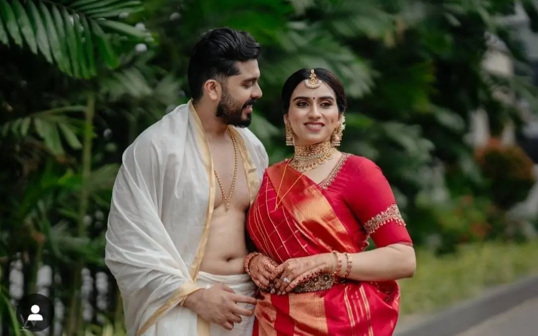 മാളവികയും നവനീതും / ഫോട്ടോ: Whiteline photography