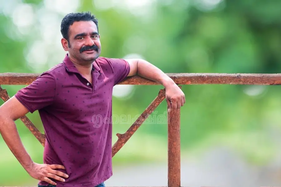 'അമ്മ ഉണ്ടായിരുന്നെങ്കില്‍ എന്ന് പറയാനും കേള്‍ക്കാനുമെല്ലാം സുഖമുണ്ട്, പക്ഷേ...': സിദ്ധാര്‍ഥ് ഭരതന്‍