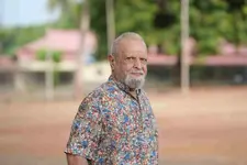 'ഭാരതപ്പുഴയുടെ തീരത്ത് മണലില്‍ മലര്‍ന്നുകിടന്ന് ഭാവഗായകന്‍ പാടും, നിലാവും കൂട്ടിനുണ്ടാവും'