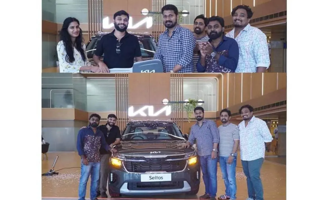 ഗരുഡന്‍ സിനിമയുടെ സംവിധായകന്‍ അരുണ്‍ വര്‍മയ്ക്ക് നിര്‍മാതാവ് ലിസ്റ്റിന്‍ സ്റ്റീഫന്‍ കാര്‍ സമ്മാനിക്കുന്നു