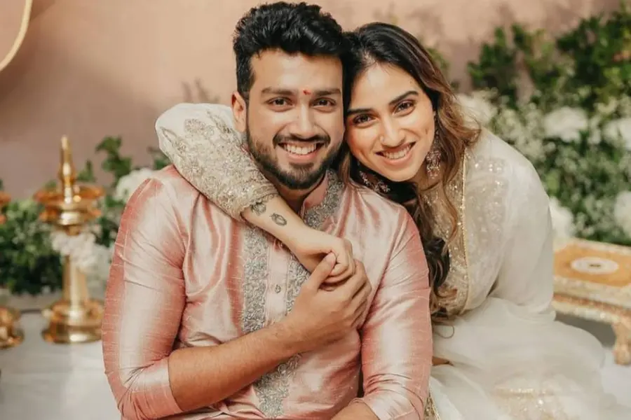ഈ സഹോദരനുണ്ടെങ്കില്‍ ഒരു ഫ്‌ളൈയിങ് സൂപ്പര്‍ഹീറോയും വേണ്ട, അന്ന് മാളവിക പറഞ്ഞു
