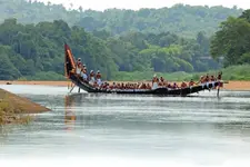 പമ്പാതീരത്തെ കഥകളി ഗ്രാമം തേടി