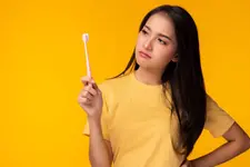 തോര്‍ത്തിനും ബ്രഷിനും കാലാവധിയുണ്ടോ?