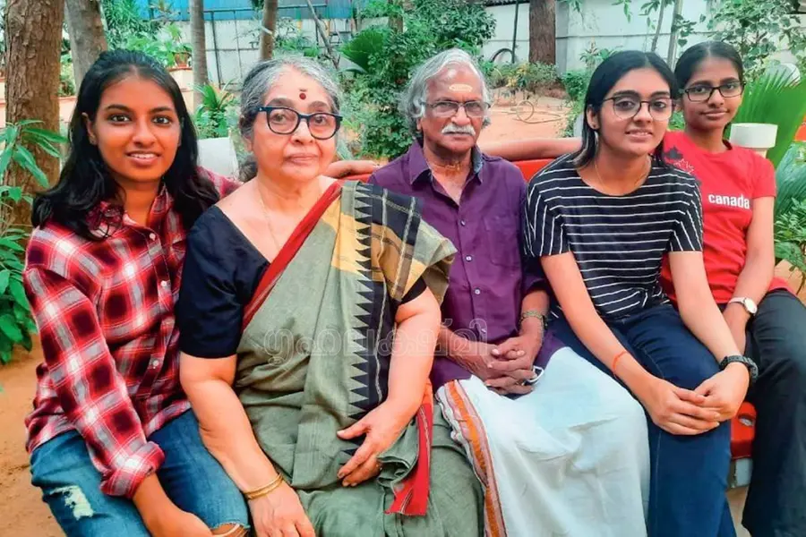 കട്ടന്‍കാപ്പി കുടിച്ച്, രാത്രിയില്‍ പാട്ടുകളെഴുതിയ ചേട്ടന്‍: രാജി തമ്പി