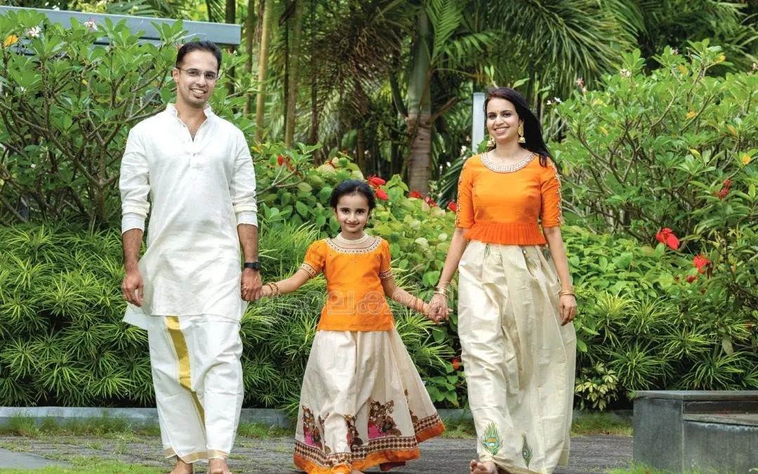 ഭര്ത്താവ് ഡോ.അരുണ് ബി.വാര്യര്, മകള് മൈത്രേയി എന്നിവര്ക്കൊപ്പം മൃദുല വാര്യര് | സിദ്ദീക്കുൽ അക്ബർ