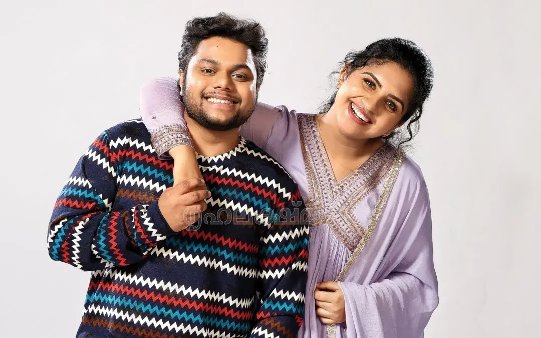 നൂറിന്‍ ഷെരീഫും ഫാഹിം സഫറും | ഫോട്ടോ : സിദ്ദീക്കുല്‍ അക്ബര്‍