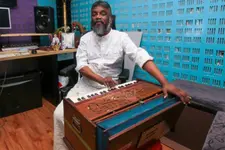 എ.ആര്‍.റഹ്മാന്റെ ആ പാട്ട് കേട്ടപ്പോള്‍ ഞാന്‍ പഴഞ്ചനായോ എന്ന് തോന്നി, അങ്ങനെ 'രാക്ഷസി' പിറന്നു..