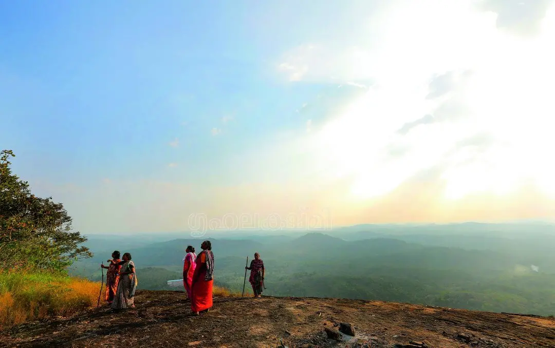 അമ്പൂരിയിലെ മലമുകളിൽനിന്ന്