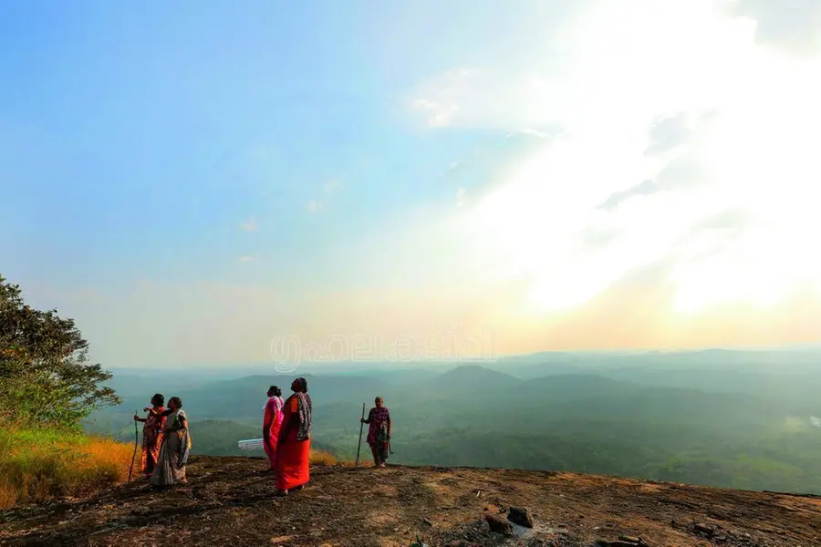 മഞ്ഞ് വീഴുന്ന അമ്പൂരി; തിരുവനന്തപുരത്തെ ഗ്രാമത്തിലുണ്ട് കാടിന്റെ കാഴ്ചയും നാടിന്റെ നന്മയും