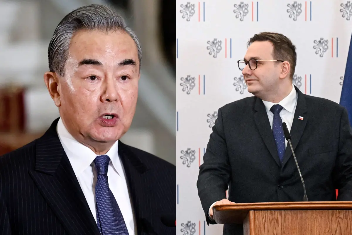 China's Foreign Minister Wang Yi  and Czech Republic's Foreign Minister Jan Lipavsky. | Photo: AFP
