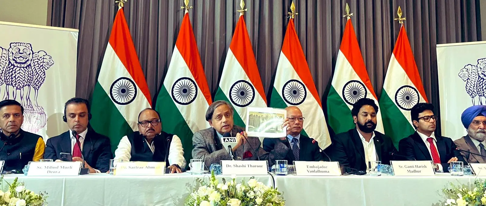 The All-Party delegation at a press meet
